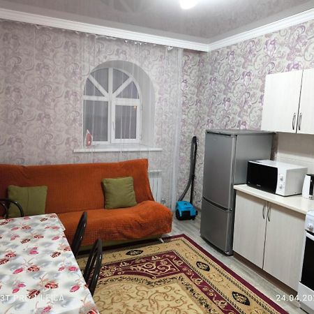 Appartement Уютная Квартира Комфорт Класса76 à Astana Extérieur photo