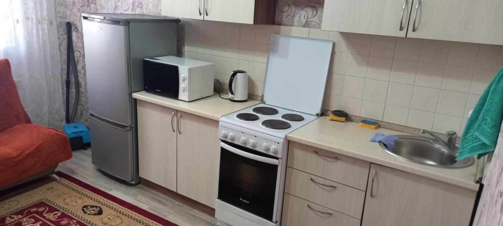 Appartement Уютная Квартира Комфорт Класса76 à Astana Extérieur photo