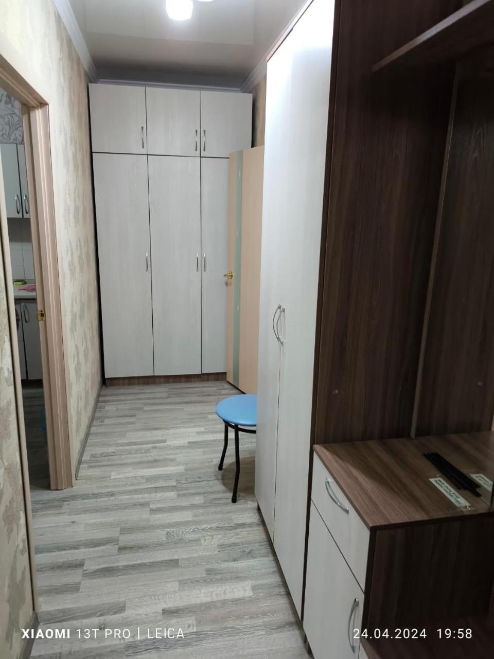 Appartement Уютная Квартира Комфорт Класса76 à Astana Extérieur photo